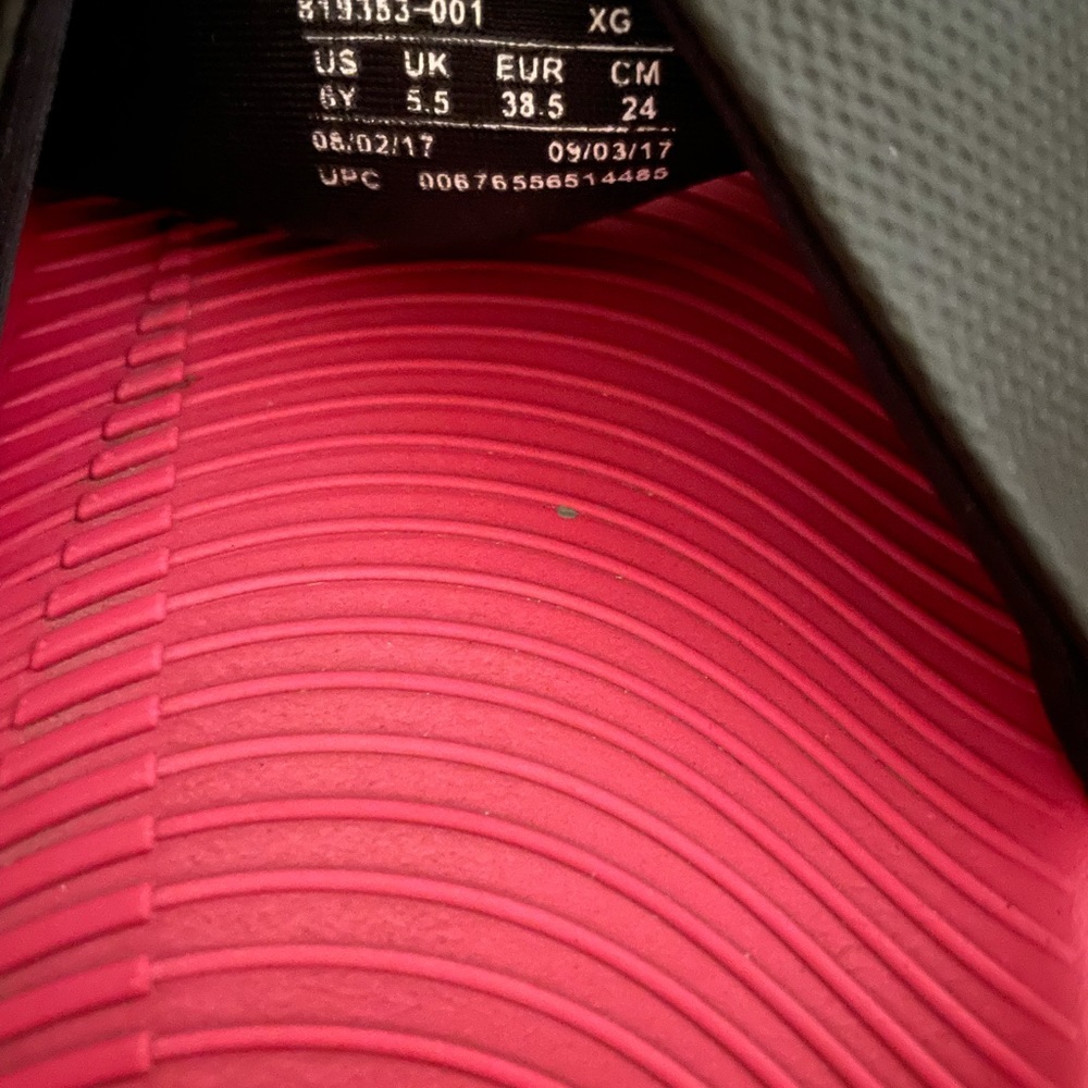 Nike slides size 6Y - Picture 2 of 2